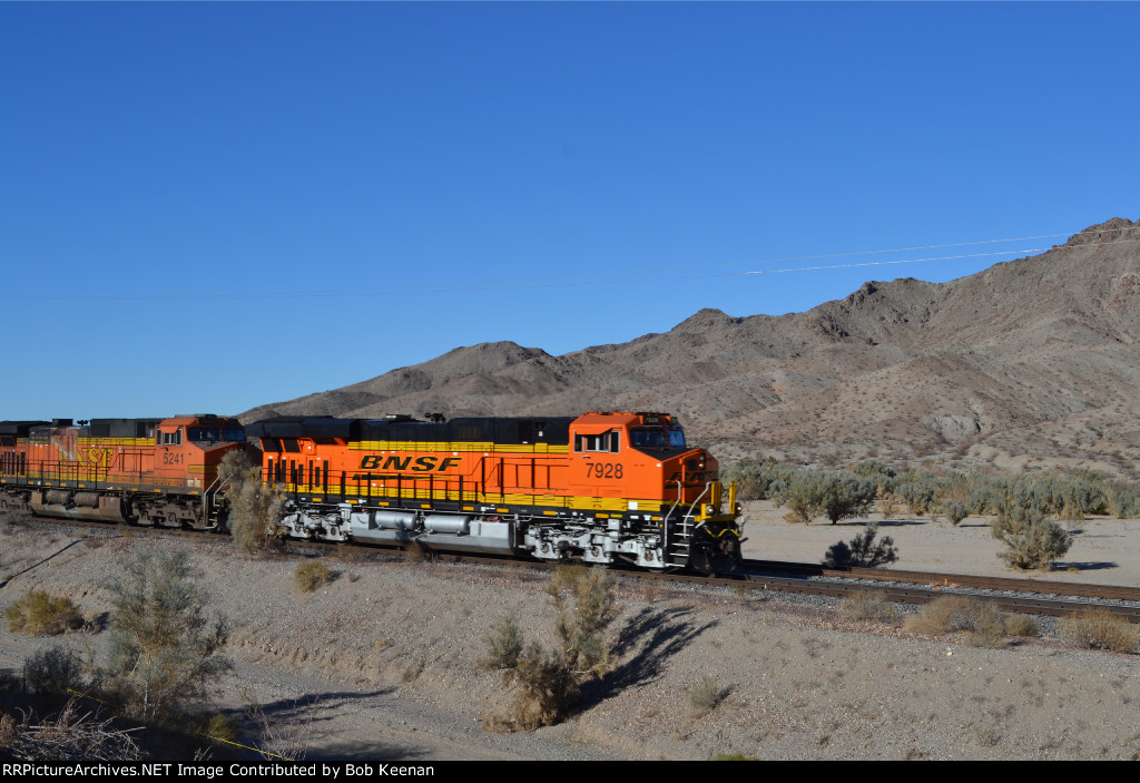 BNSF 7828